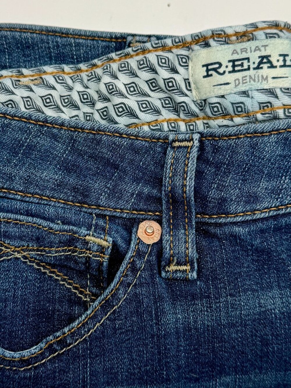 Ariat R.E.A.L. Mid Rise Bootcut Jeans Women's Size 30L Blue Stretch Denim